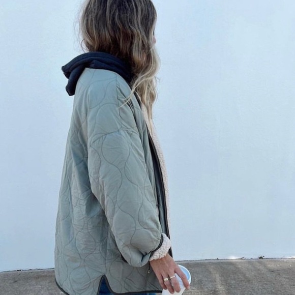 LIVE SHOW NOTIFICATION: LIKE THIS LISTING TO GET NOTIFIED WHEN I GO LIVE🤍 - Picture 5 of 16